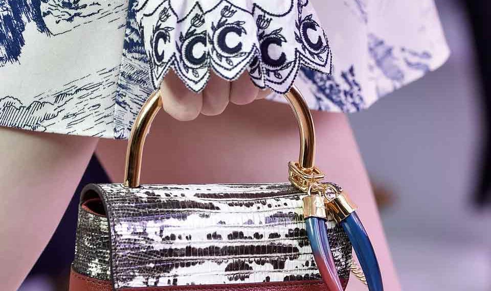 Chloe-defile-ah-1920-cuirs-exotiques