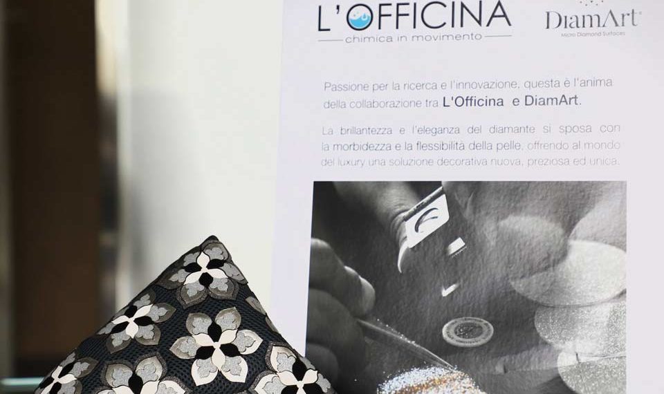 L’Officina et DiamArt allient leurs expertises pour adapter l’application de micro-diamants sur le cuir.
