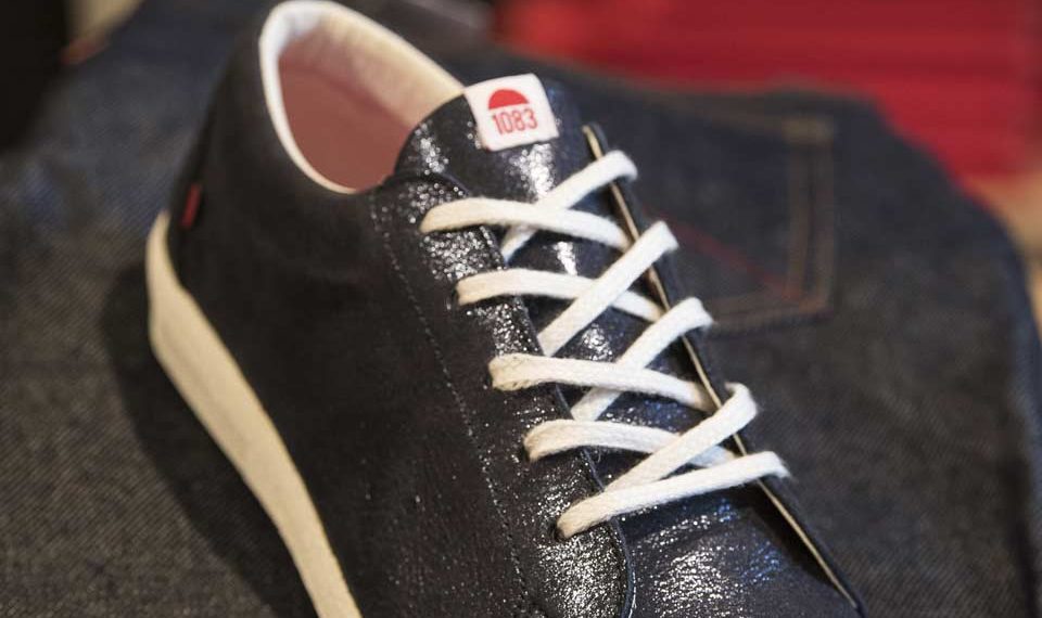 sneakers 1083