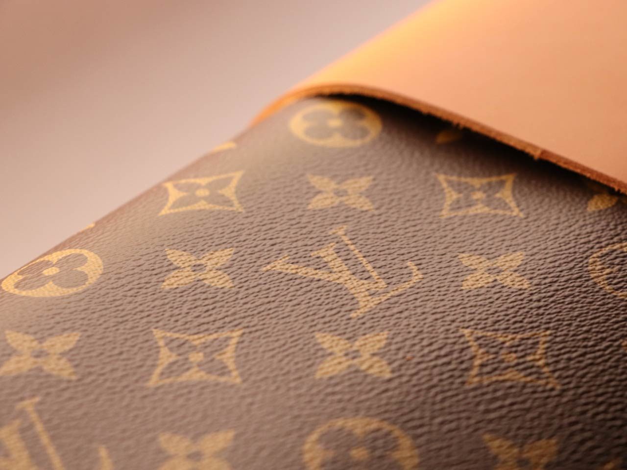 Time Capsule de Louis Vuitton, véritable voyage dans le temps - Leather  Fashion Design (LFD)