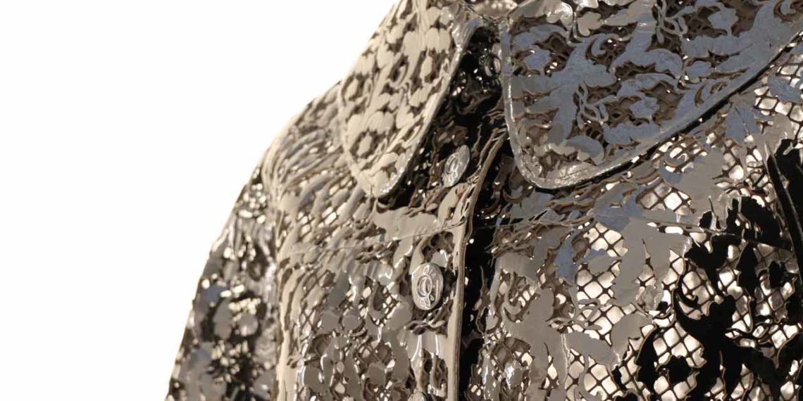 Manteau en cuir perforé Alaïa