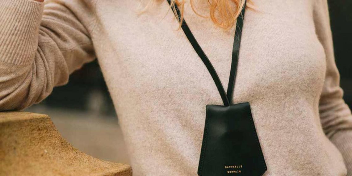 raphaelle germain porte cle cuir vegetal