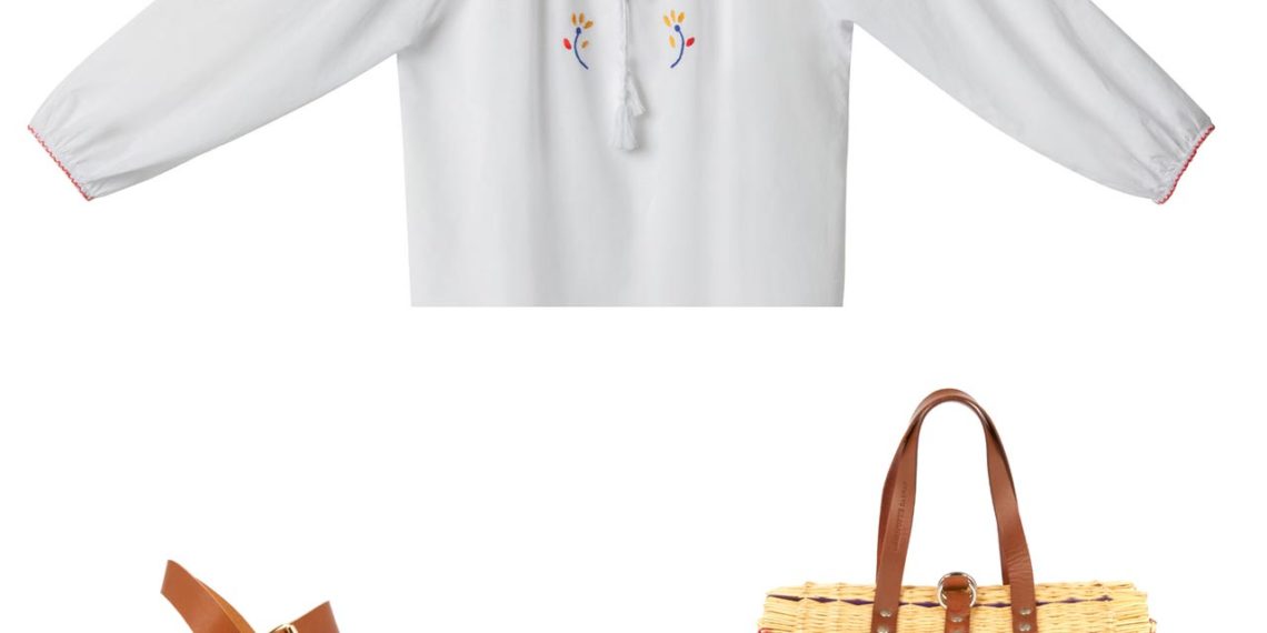 Collaboration Christophe Sauvat x Mellow Yellow : Tunique en coton brodée main (90€), sabot  en bois et cuir tanné végétal (130€), sac en jonc tissé (150€), le tout fabriqué de façon artisanale en Portugal.