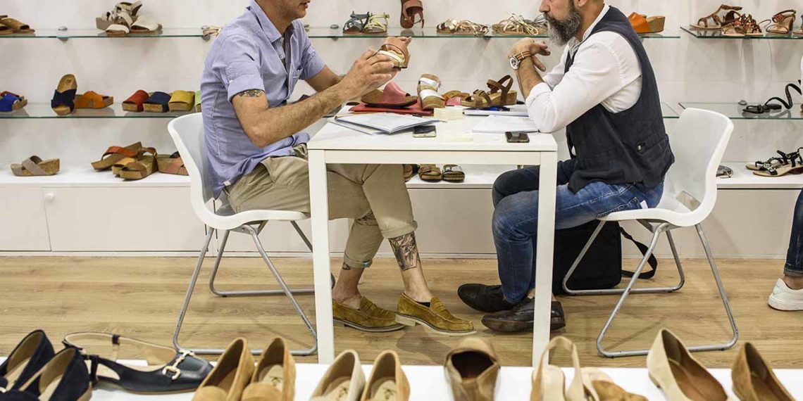 Expo Riva Schuh Gardabags salon professionnel chaussures Riva del Garda