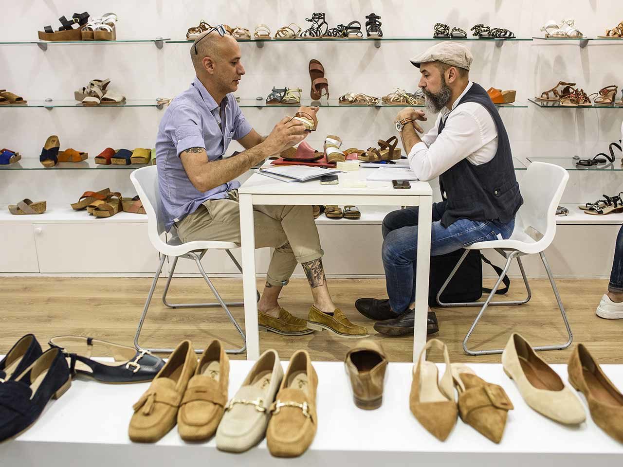 Expo Riva Schuh Gardabags salon professionnel chaussures Riva del Garda