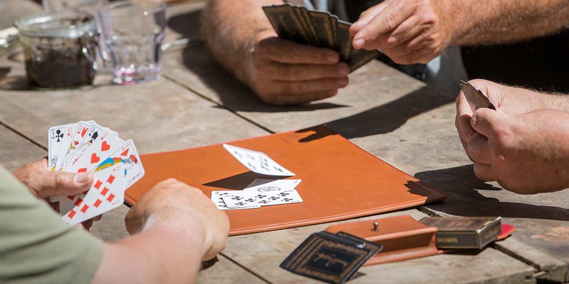 Les Bartavelles Marcel Pagnol étui cartes cuir