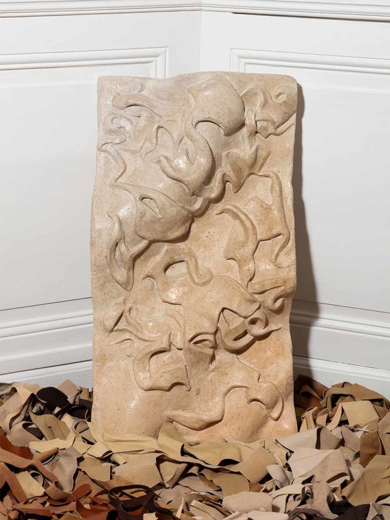 tableau acoustique ornemental Leatherstone sculpteur Guillaume Mouche
