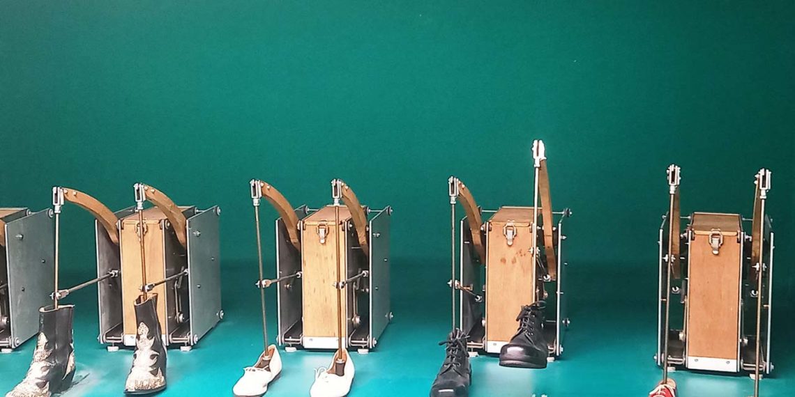 installation sonore Les souliers Quintet Arno Fabre artiste