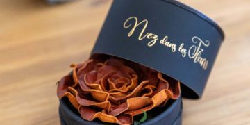 Rose cuir parfumé Flowerbox Nez dans les Fleurs