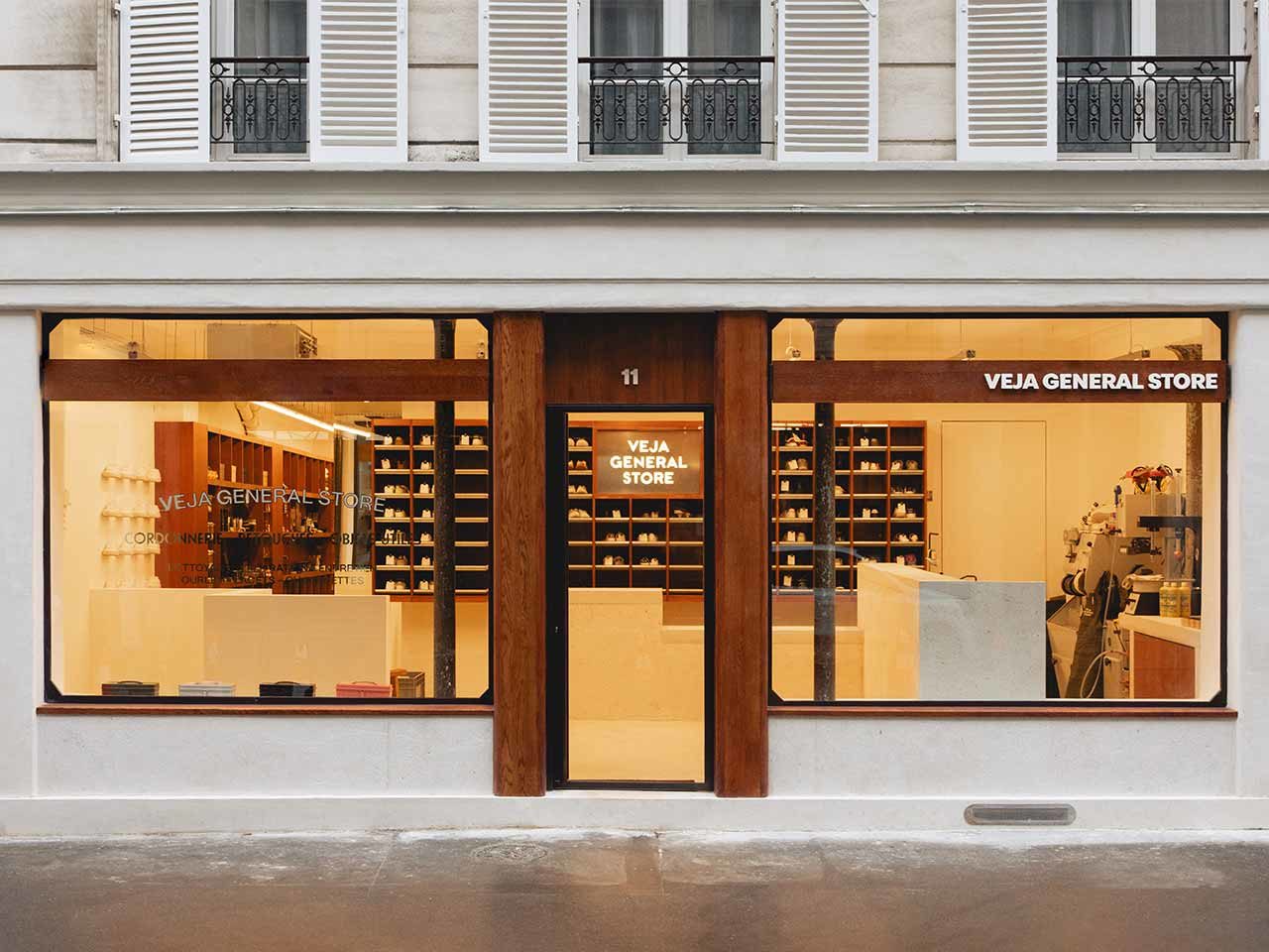 Veja réparation chaussures General Store Paris façade