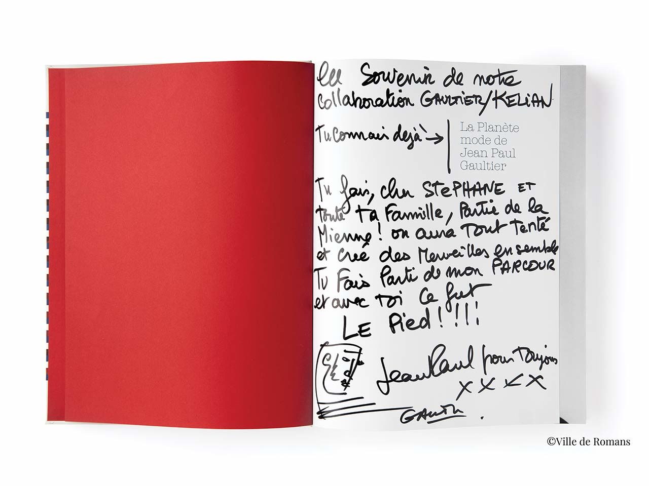 Catalogue dédicacé exposition planète mode Jean-Paul Gaultier 2015 Stephane Kélian