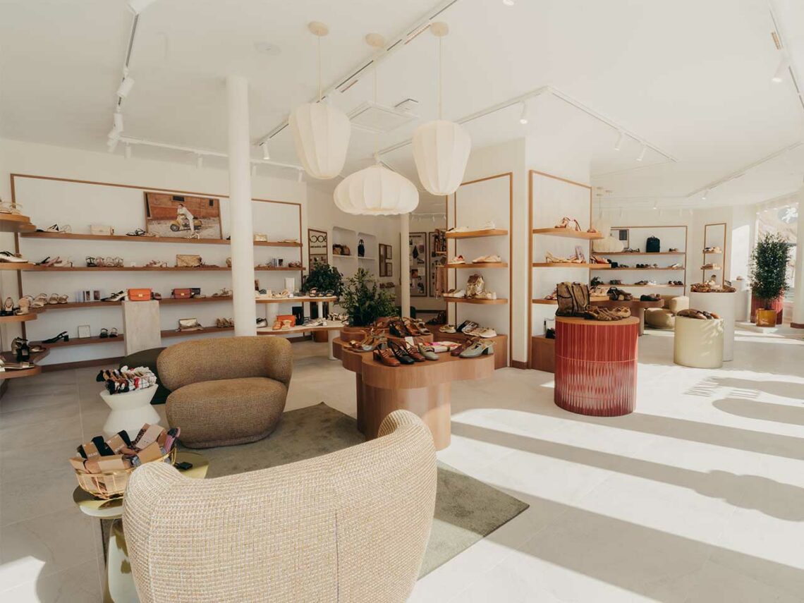 Le nouveau concept de boutique Bocage dévoile un univers épuré et chaleureux.