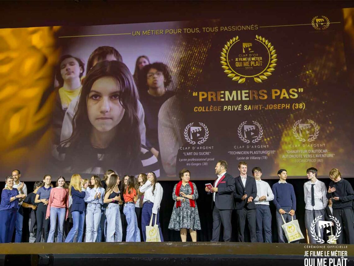 La classe de 4e du collège Saint-Joseph récompensée par deux Claps d’Or lors de la cérémonie au Grand Rex.