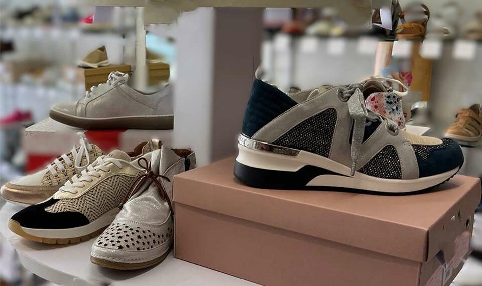 Dalou Chaussures à Confolens a été repris en 2022. Il fait partie des dix magasins redynamisés par Antoine Garnaud.