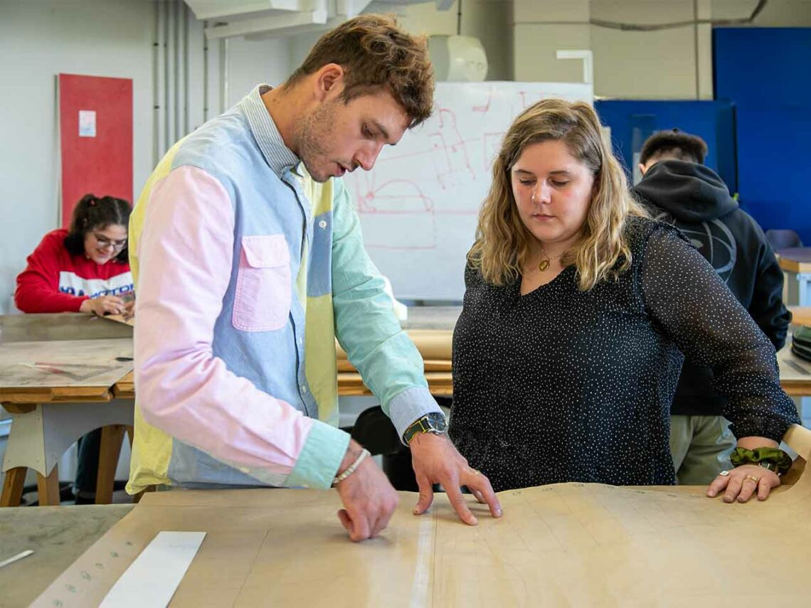 L’Institut des métiers des matériaux souples (IMS) des Compagnons du Devoir accompagne les jeunes dans leur formation.