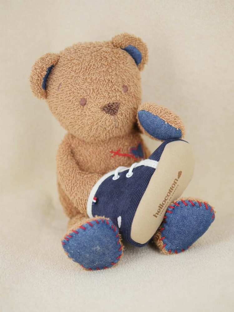 Les modèles Hellocotton proposent une qualité made in France et des matières cocooning et confortables.