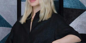 La créatrice Christine Phung a relancé sa marque éponyme.