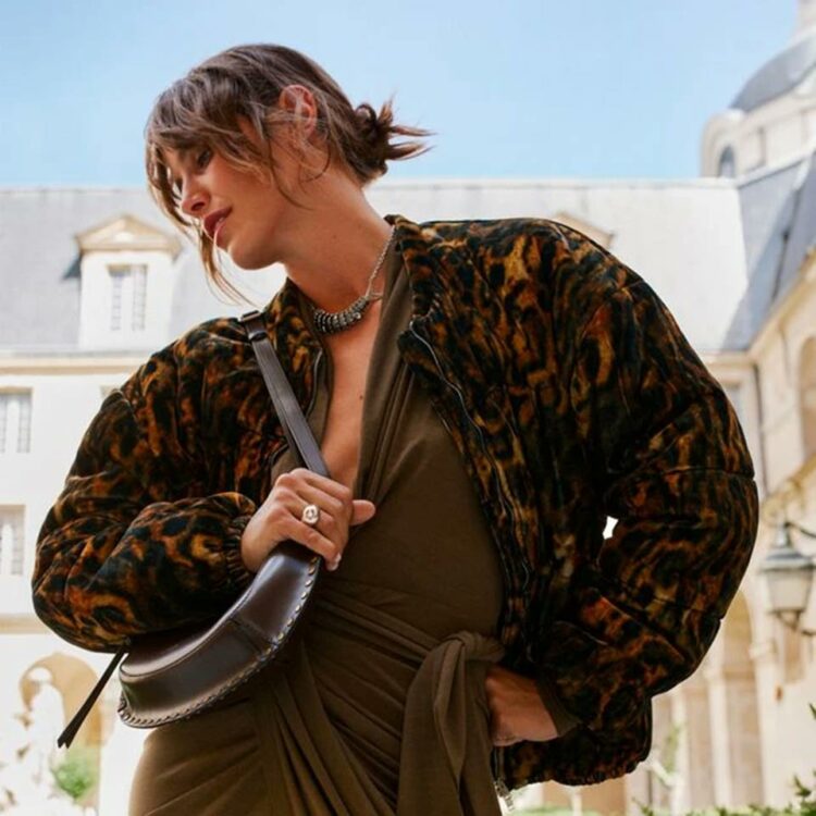 Les collections été 2026 de sacs en cuir Isabel Marant s’inspirent de la tendance vintage.
